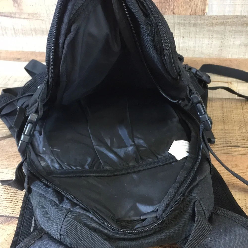 Quest‎ Rio Black Backpack Unisex Organizer Bag Purse Hiking